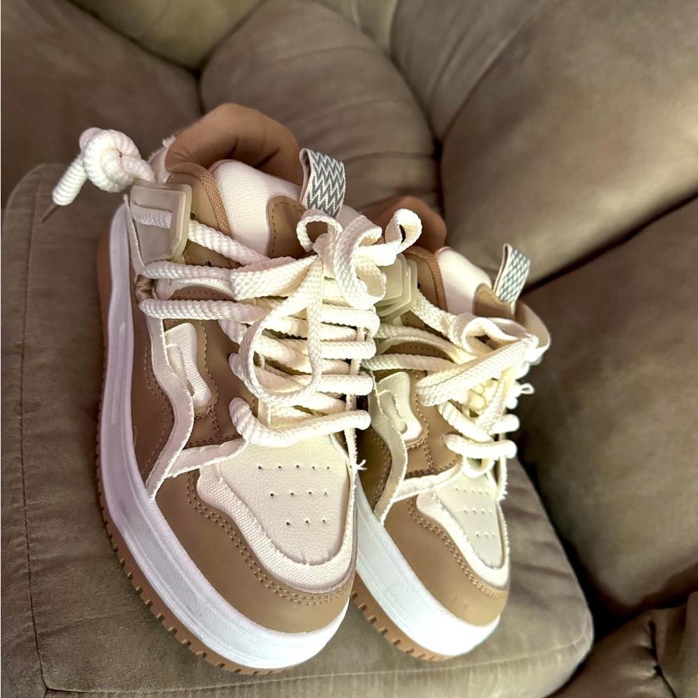 FASHION SNEAKER✨
